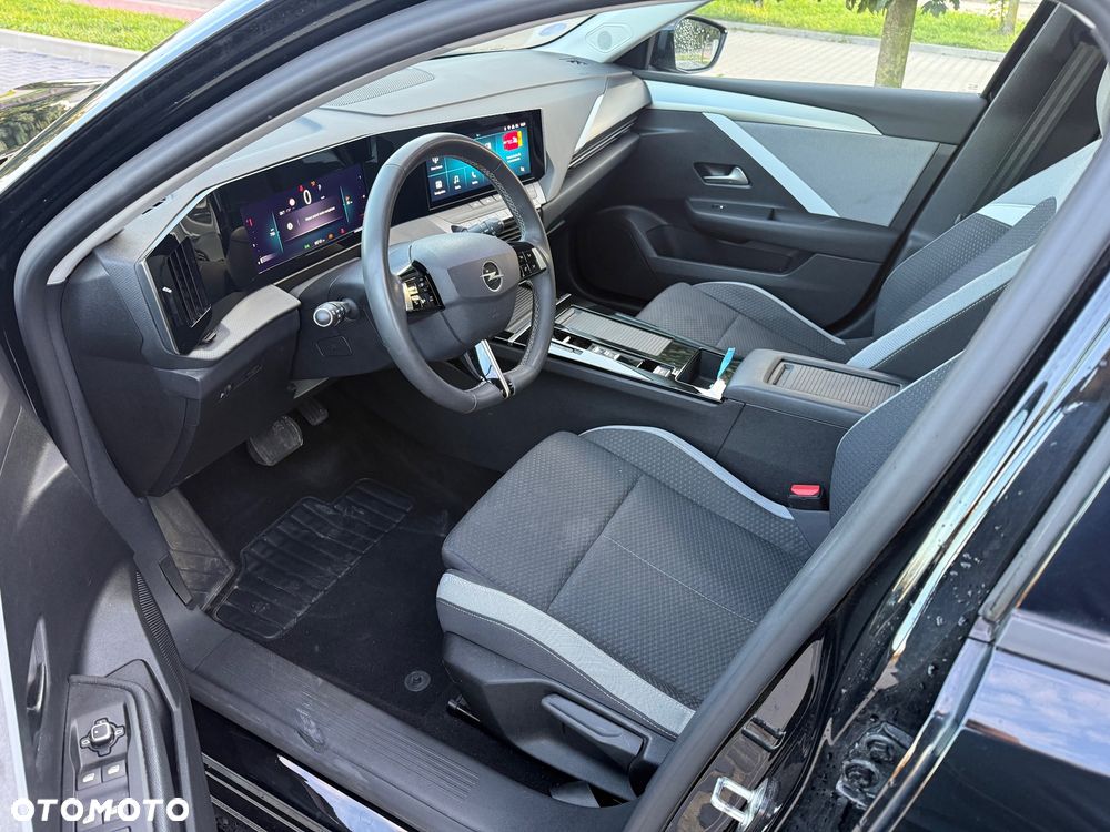 Opel Astra 1.2 T Elegance S&S - 8