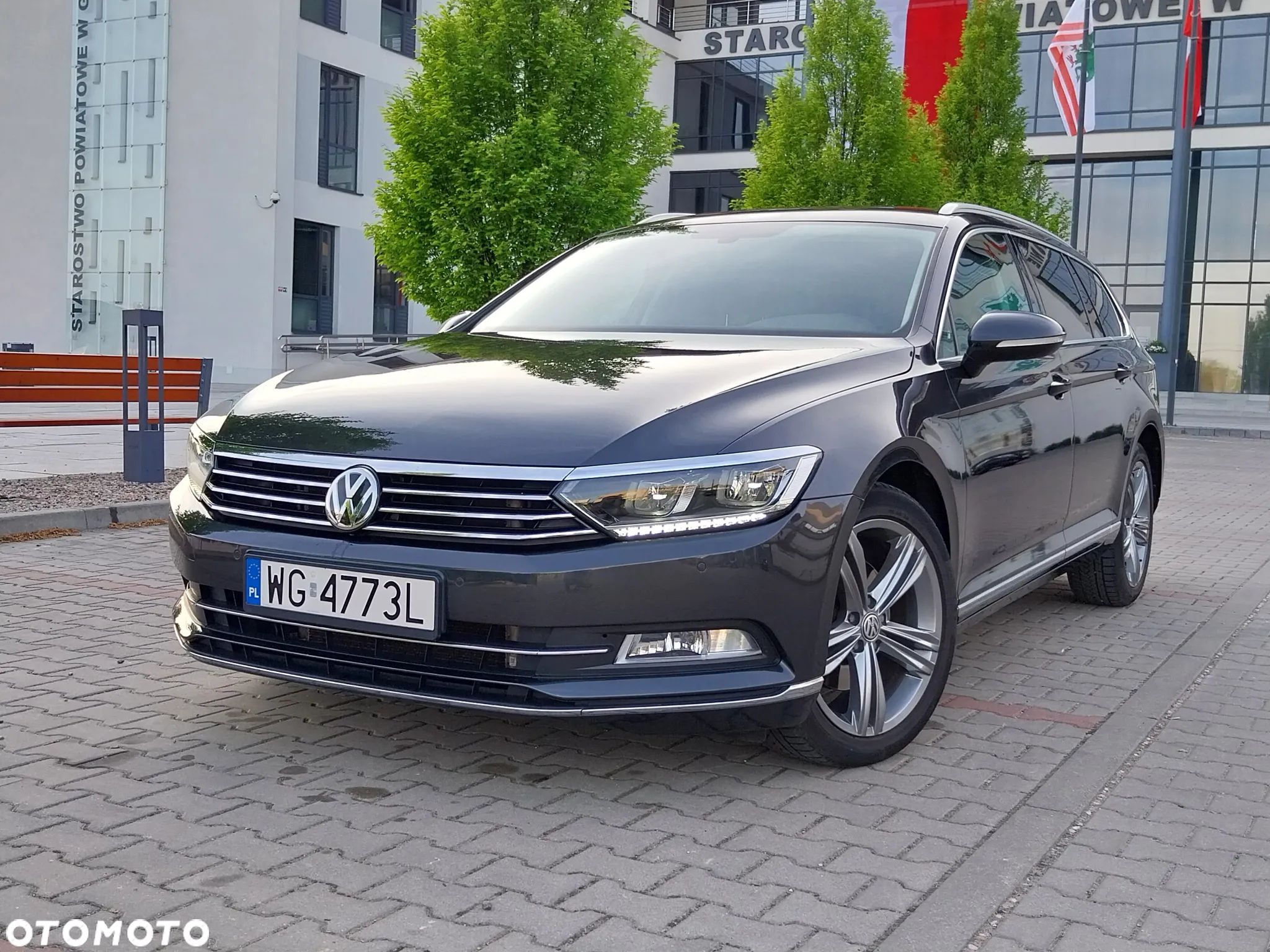 Volkswagen Passat Variant 2.0 TDI DSG (BlueMotion Technology) Highline - 1