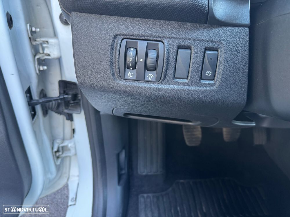 Renault Clio Sport Tourer 0.9 TCe Limited - 10