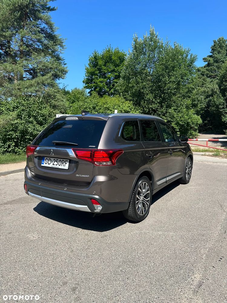 Mitsubishi Outlander 2.0 Intense Comfort 4WD CVT - 10