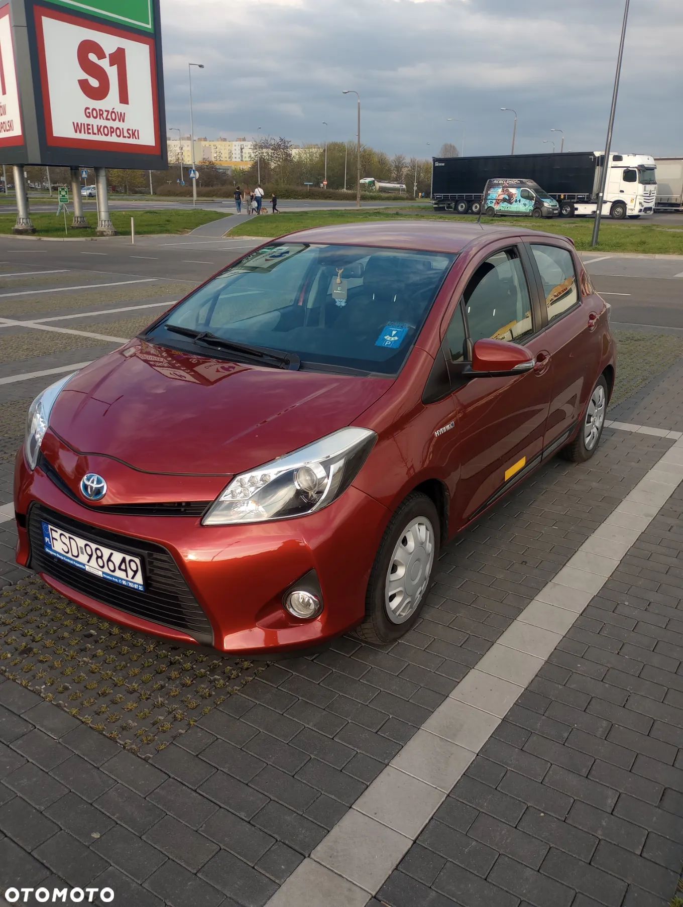 Toyota Yaris - 1