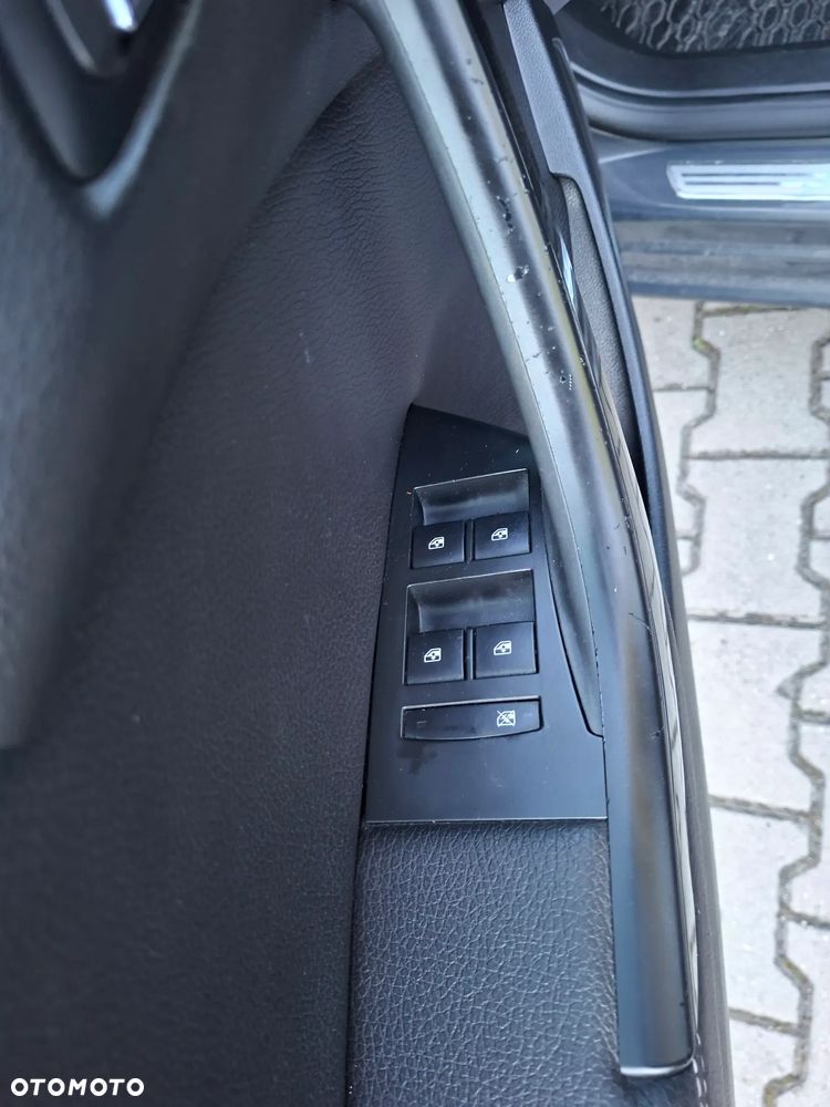 Opel Astra 1.4 T Cosmo - 35