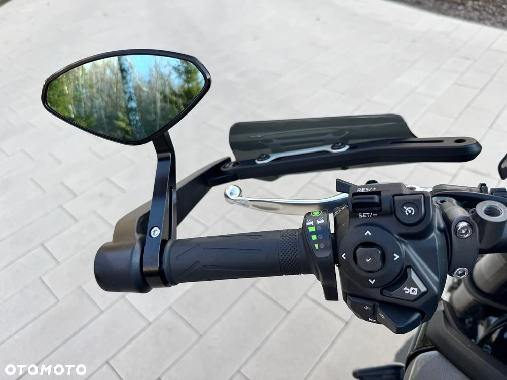 Yamaha MT - 3