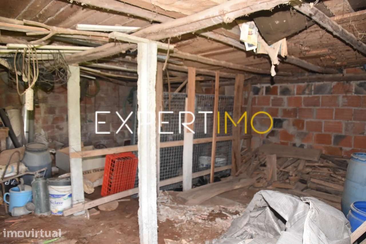 Moradia T2 para restaurar + Moradia T1 também para restaurar - Grande imagem: 5/59