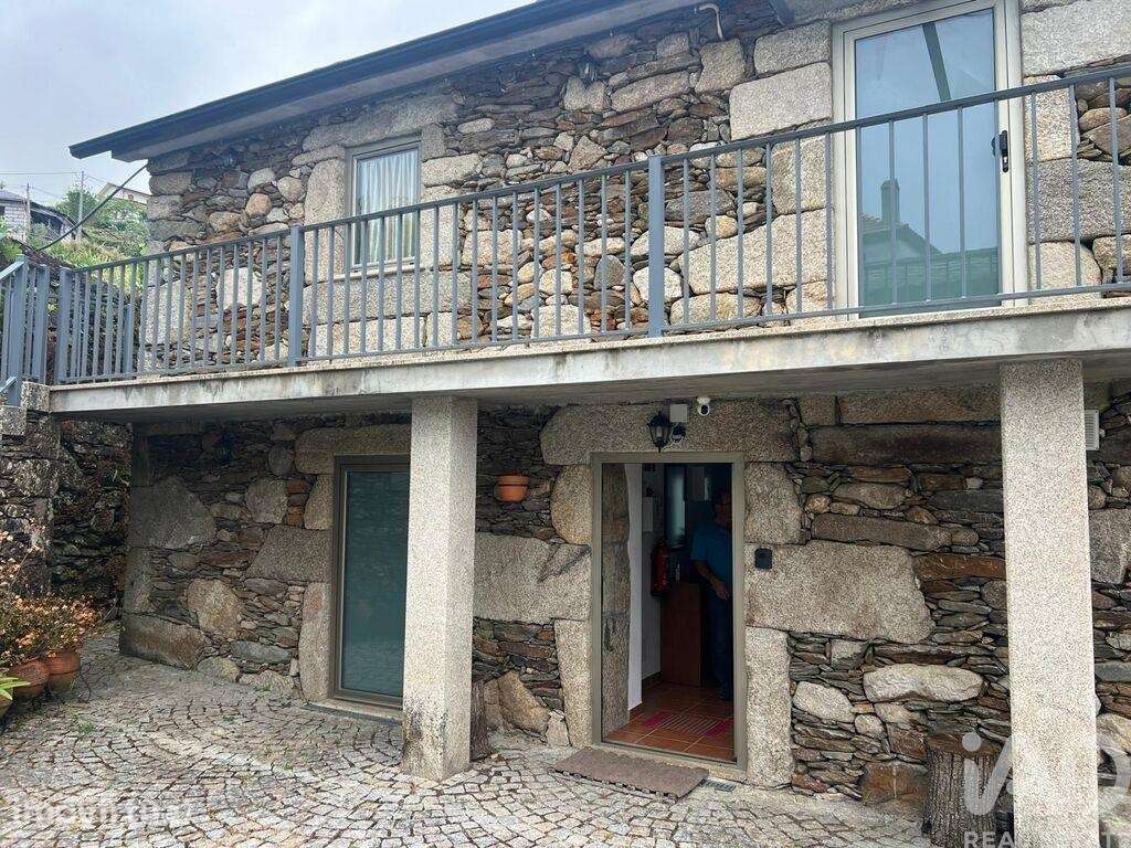 Casa / Villa T2 em Carvalhais e Candal de 134,00 m2