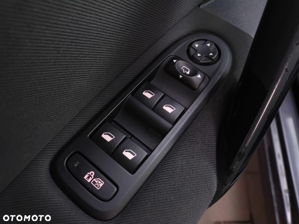 Peugeot 508 1.6 T Business Line - 10