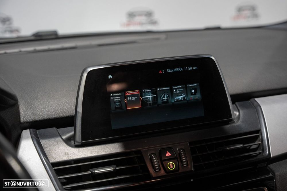 BMW 216 Gran Tourer d Advantage Auto - 30