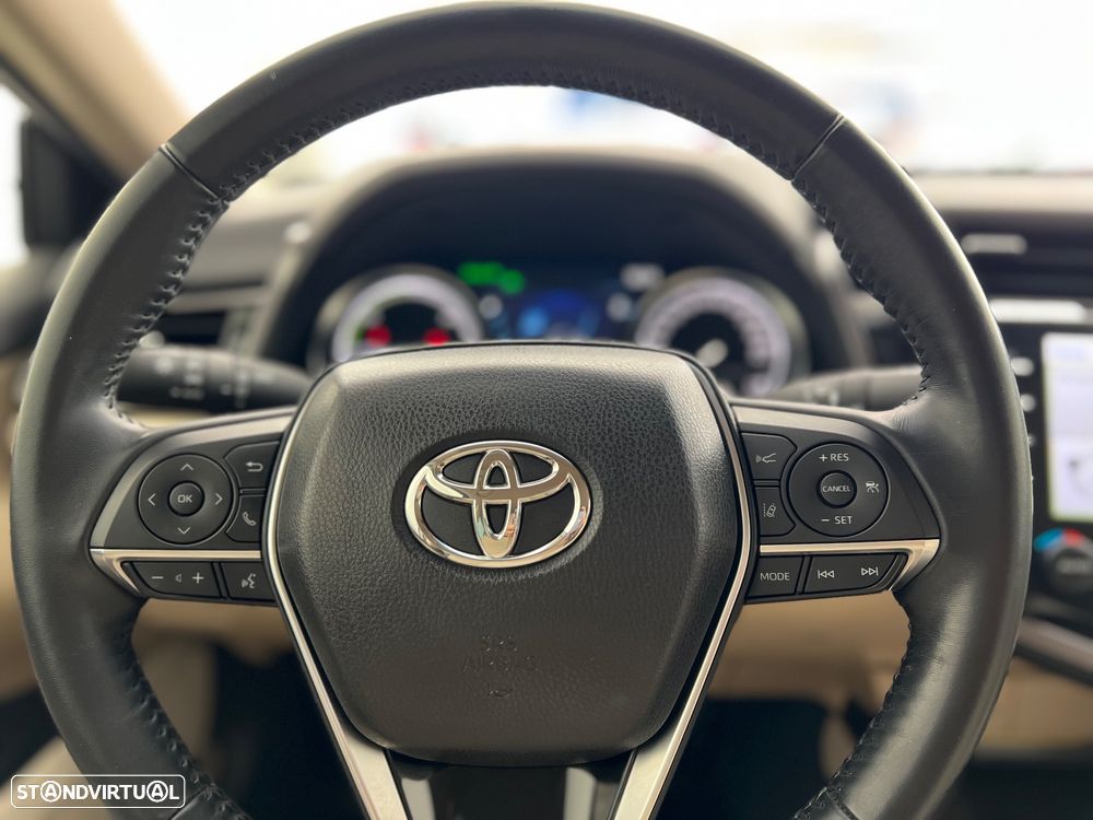Toyota Camry 2.5 Hybrid Exclusive - 20