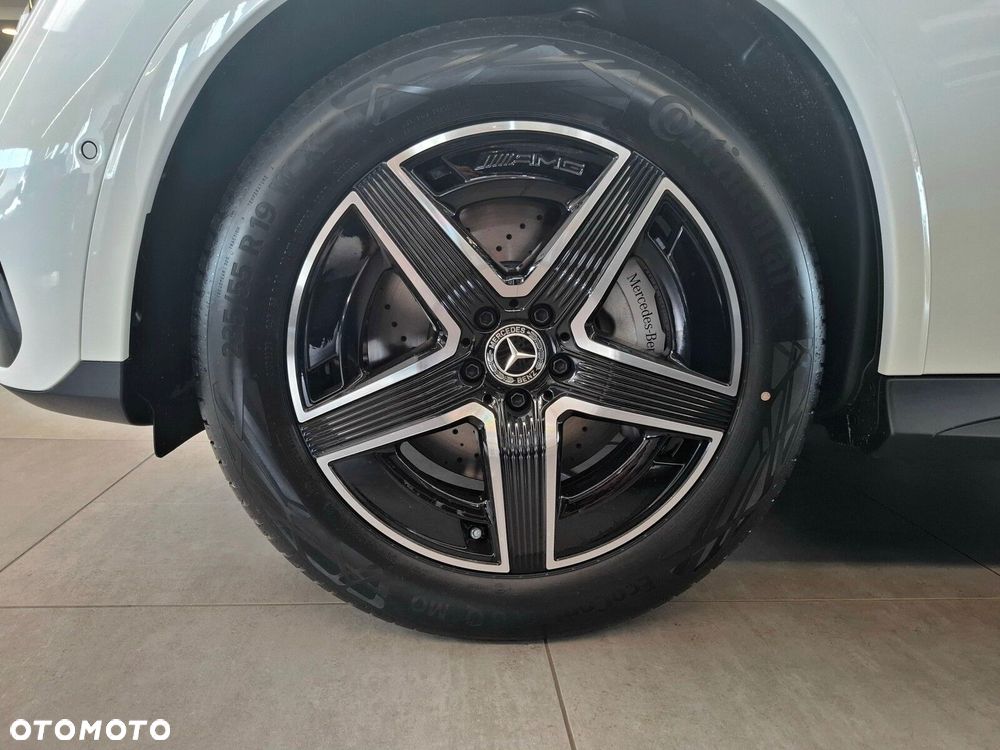 Mercedes-Benz GLC - 7