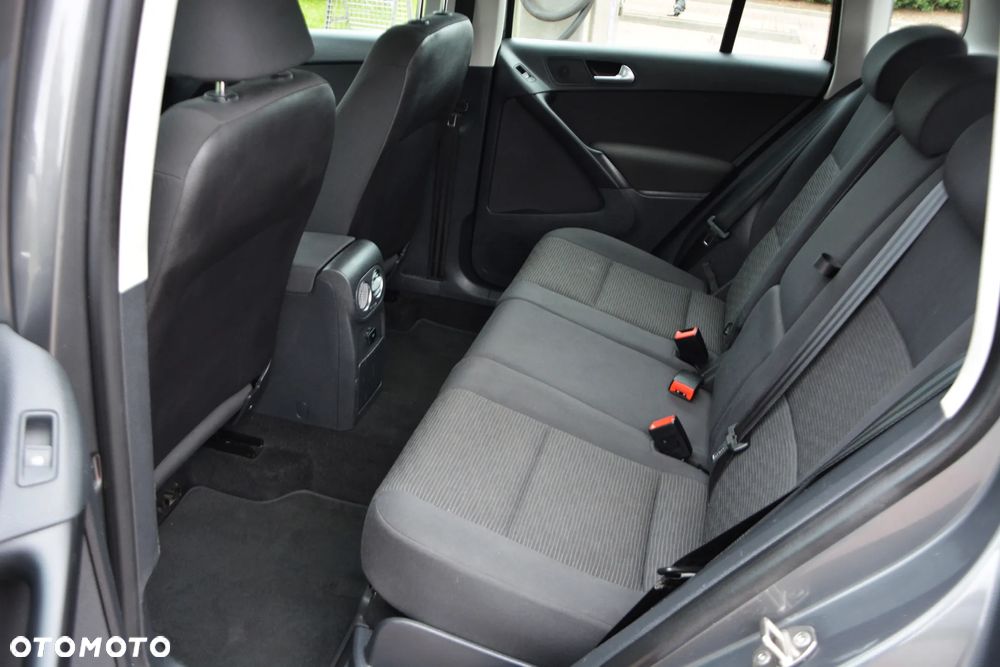 Volkswagen Tiguan - 28