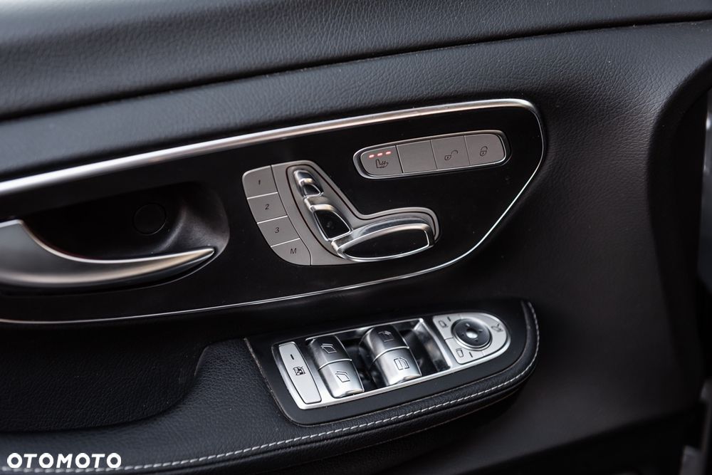 Mercedes-Benz Klasa V 300 d lang 4Matic 9G-TRONIC Exclusive Edition - 7