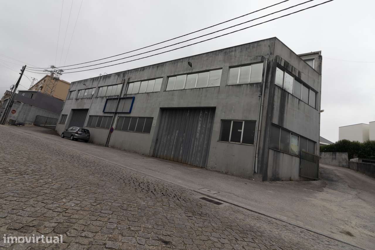 EDIFÍCIO EMPRESARIAL PARA ARRENDAMENTO - Grande imagem: 4/7