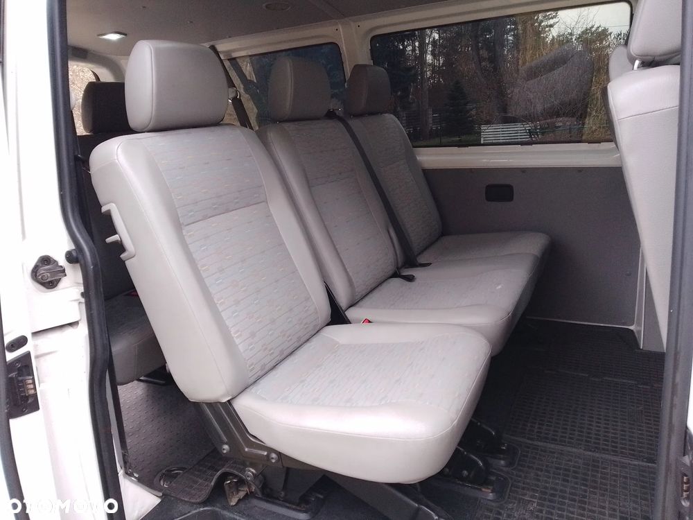 Volkswagen Transporter L2H1 - 12