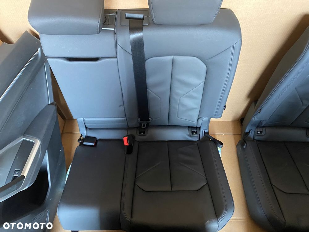 Audi Q3 83A kompletny środek Fotel fotele kanapa skóra boczki czarne 26km - 8