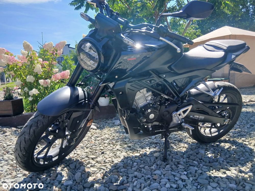 Honda CB - 9