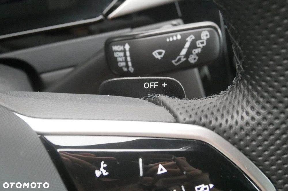 Volkswagen Arteon 2.0 TSI R-Line DSG - 28