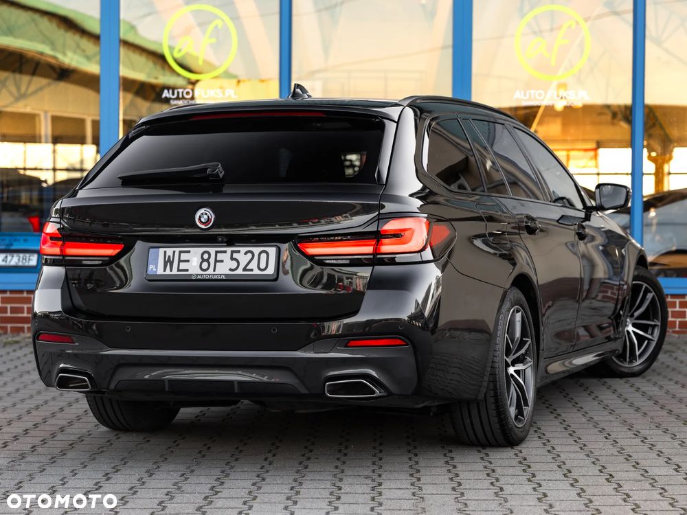 BMW Seria 5 520d xDrive mHEV M Sport sport - 9