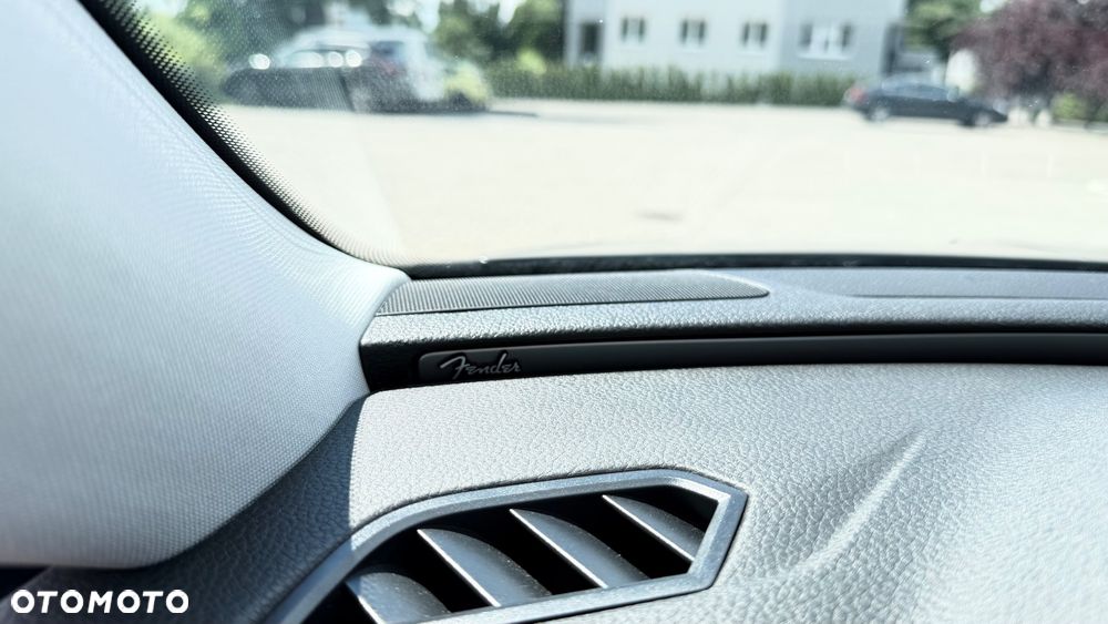 Volkswagen Passat - 26