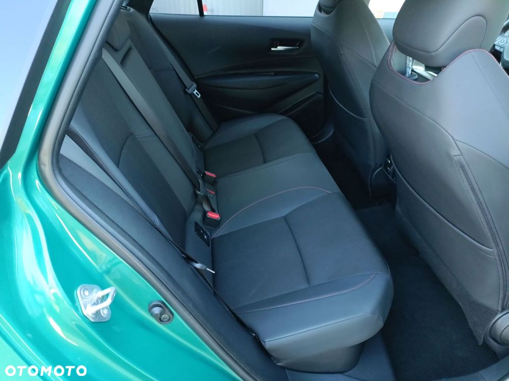 Toyota Corolla 1.8 Hybrid GR Sport Dynamic - 13