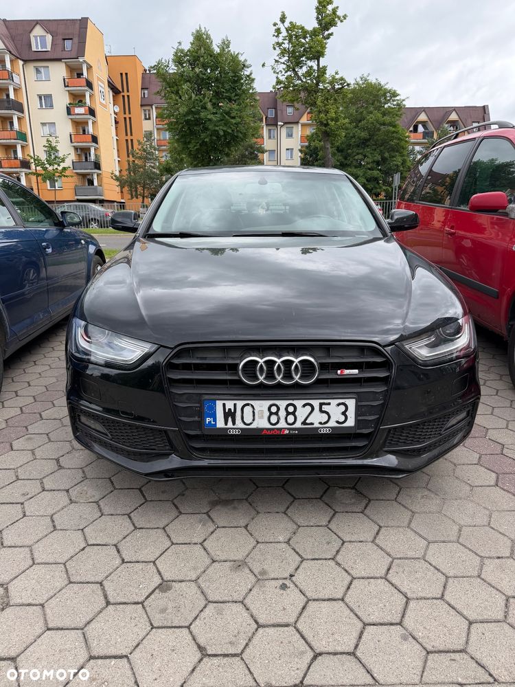 Audi A4 Limousine - 2