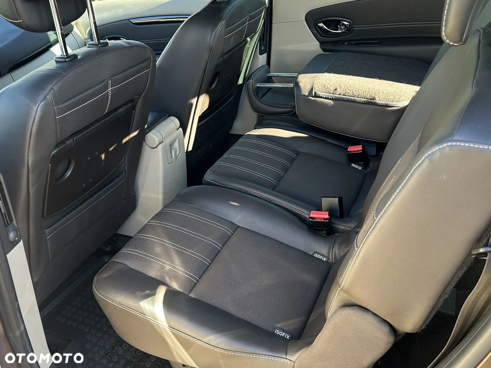 Renault Scenic 1.6 dCi Energy Privilege - 34