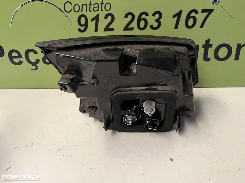 PEUGEOT 5008 II FAROLIM MALA FRISO PLASTICO - FT474 - 10