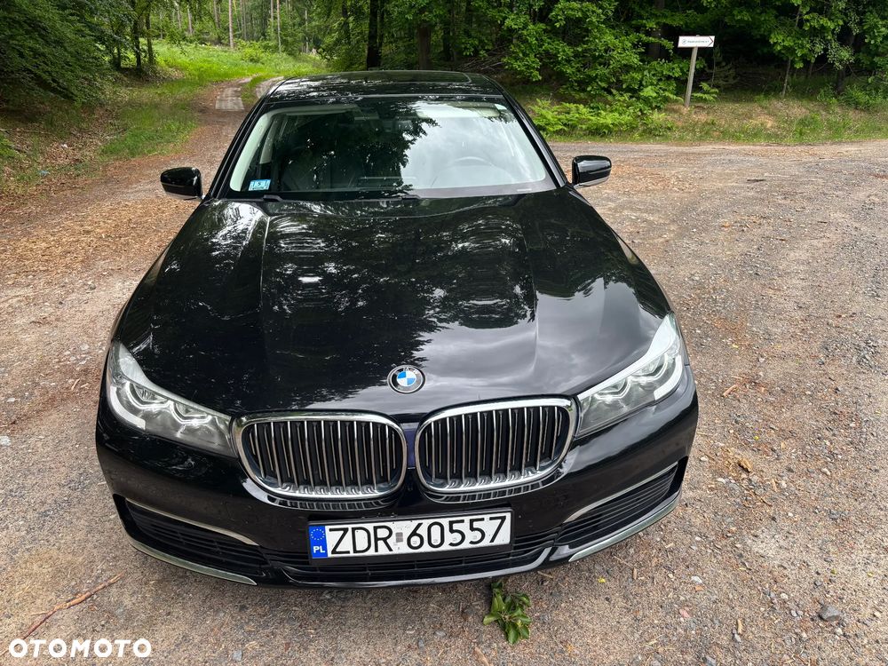 BMW Seria 7 740Li xDrive - 3