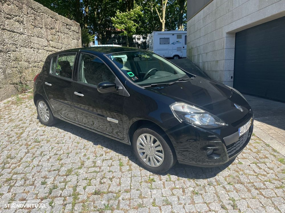 Renault Clio - 2