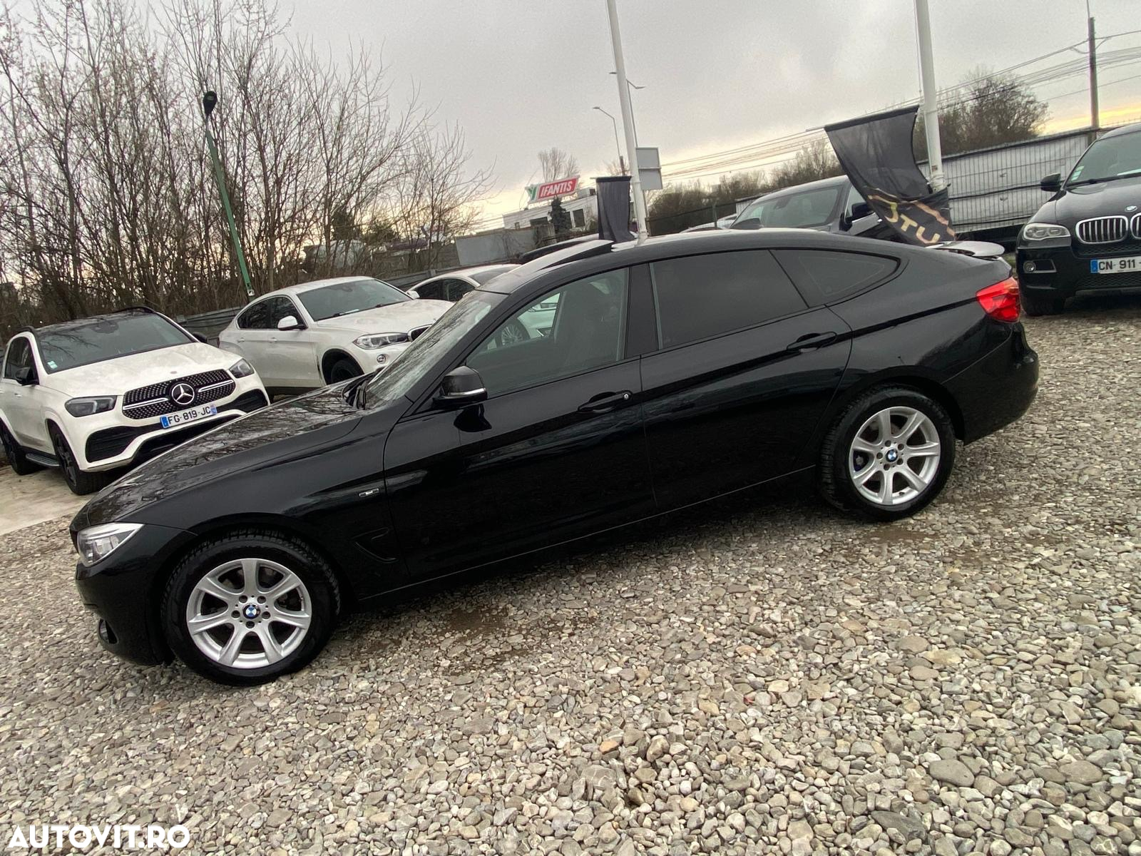 BMW Seria 3 320d xDrive GT Aut. Luxury Line - 4