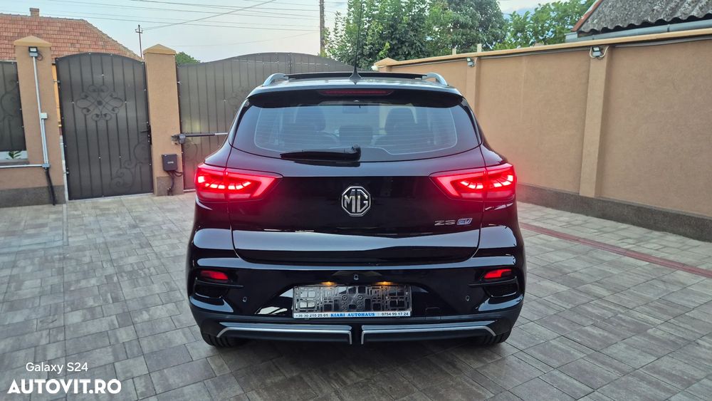 MG ZS EV Maximal Luxury - 5