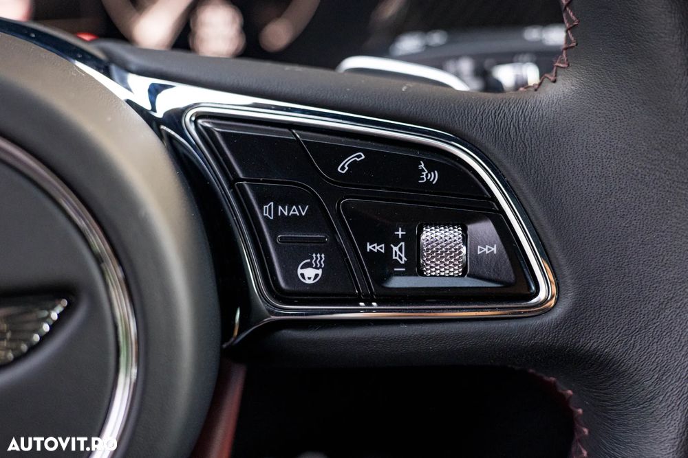 Bentley Bentayga - 36