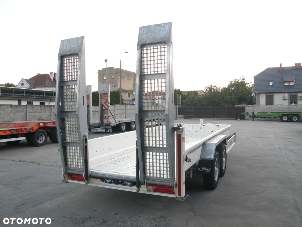 Fliegl TTS 100 2024rok przyczepa niskopodwoziowa z Niemiec - 15