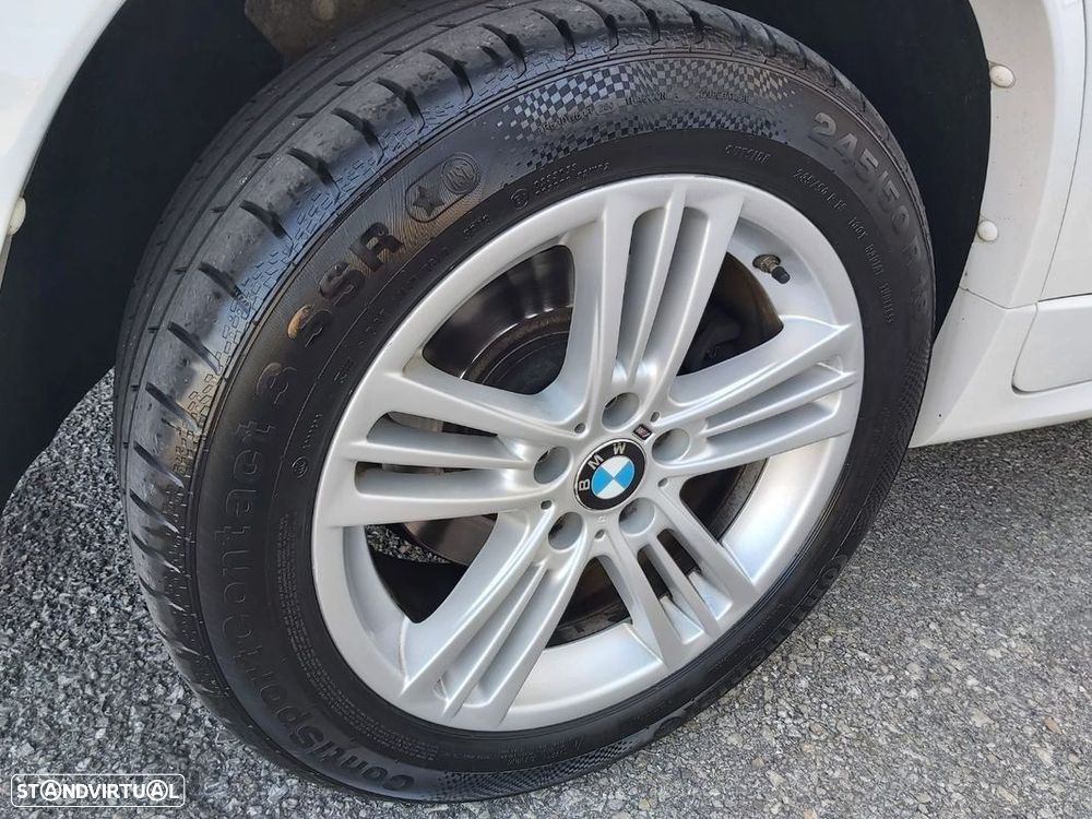 BMW X4 20 d xDrive Pack M - 53