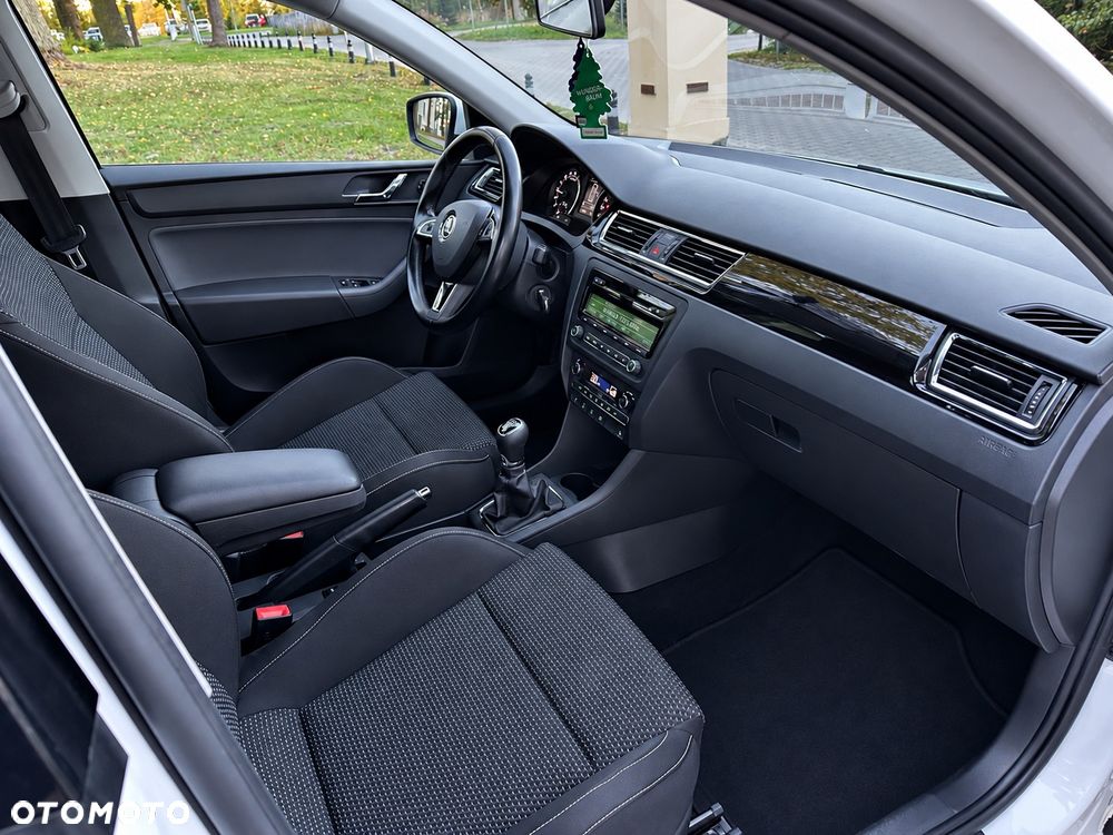 Skoda RAPID - 14