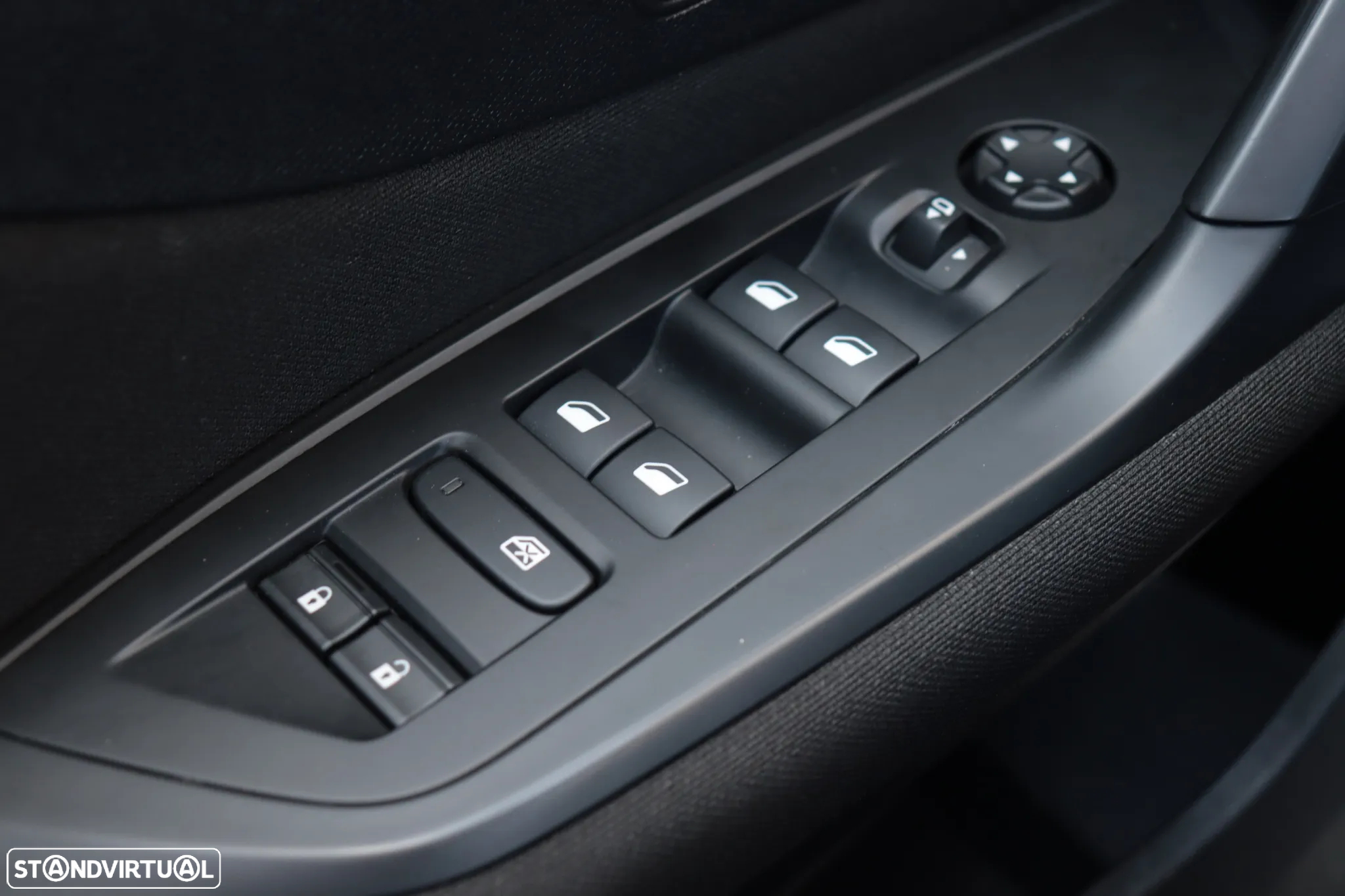 Peugeot 308 PureTech 130 GPF EAT8 Stop & Start Active - 29