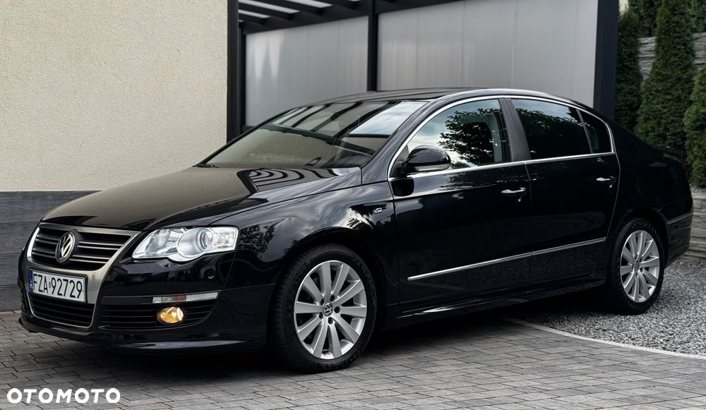 Volkswagen Passat 2.0 TDI BlueMotion Technology R-Line - 4