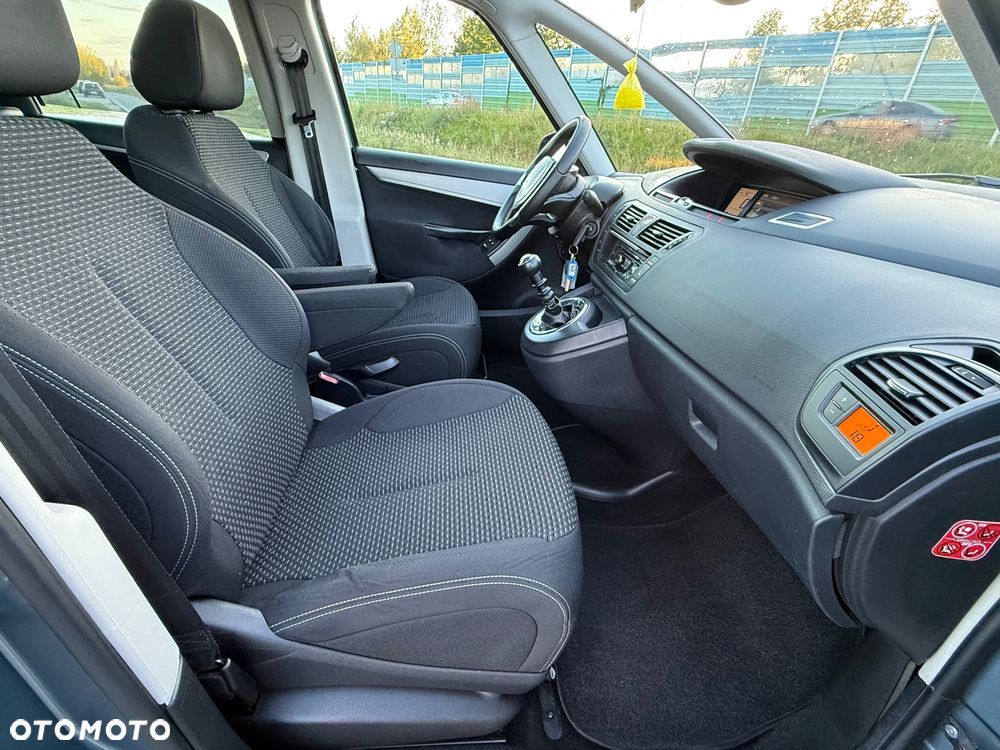 Citroën C4 Picasso 1.6 HDi Equilibre Navi Pack - 25