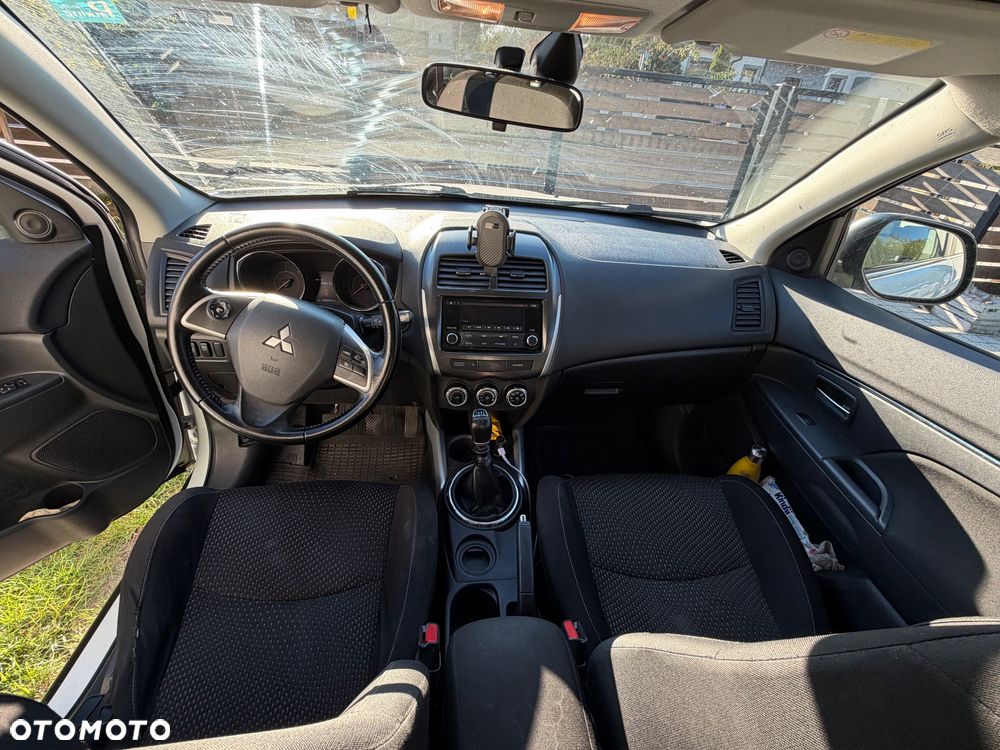 Mitsubishi ASX - 9