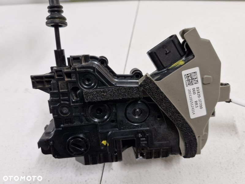 KIA PROCEED PRO CEED 3 III ZAMEK DRZWI PRAWY TYŁ TYLNY 5 PIN 81420-J7700 - 7