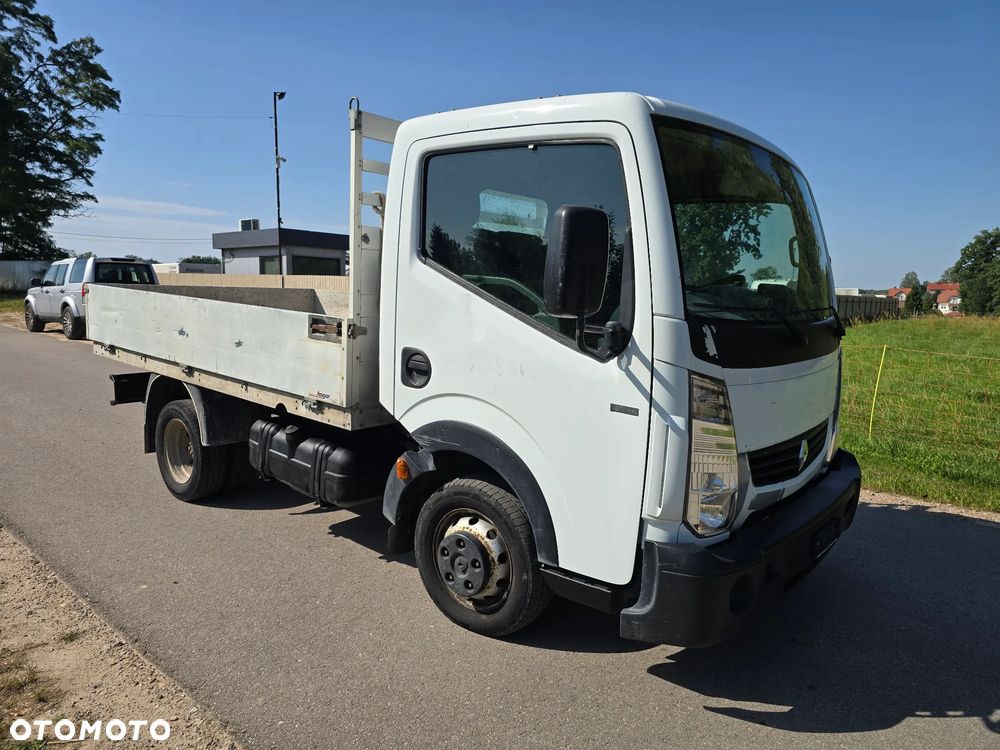 Nissan Cabstar Maxity - 1