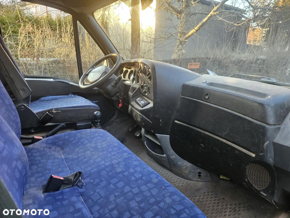 Iveco DAILY  35C13  ZDROWY  2004 rok - 12