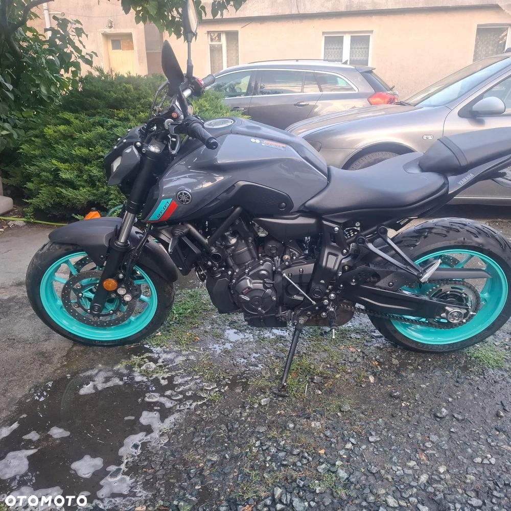 Yamaha MT - 9