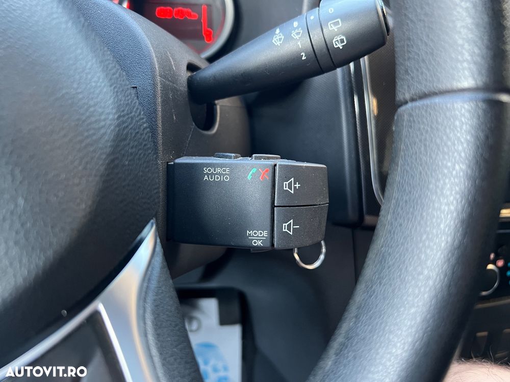 Dacia Logan MCV 1.5 Blue dCi Laureate - 12