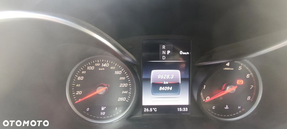 Mercedes-Benz Klasa C 300 9G-TRONIC - 27