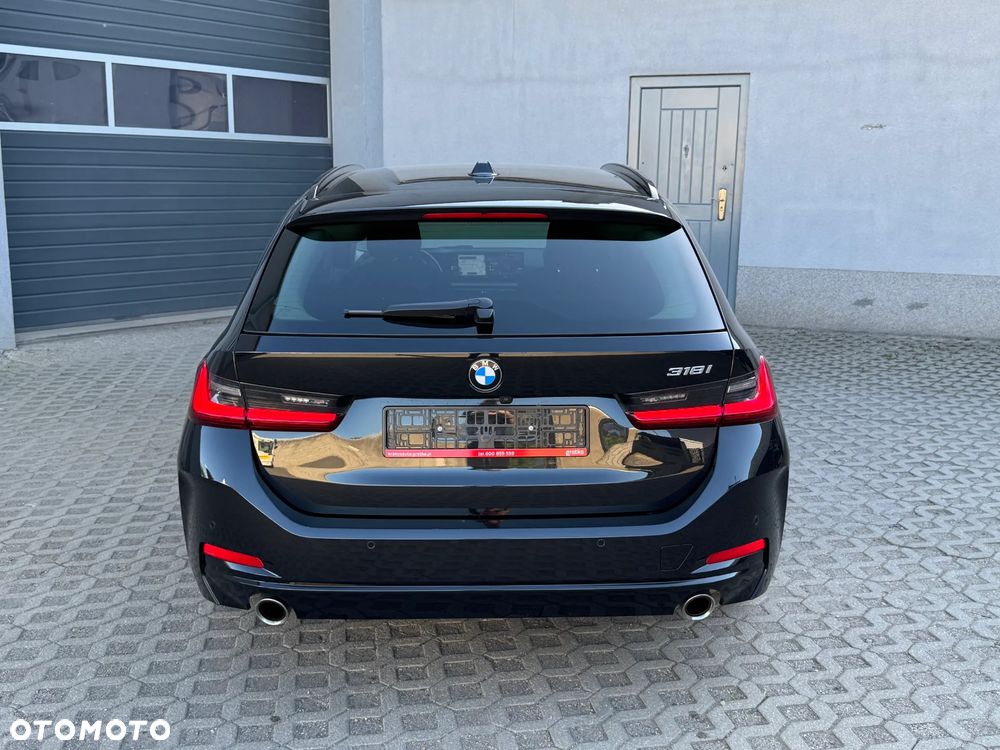 BMW Seria 3 318i Business Edition - 14
