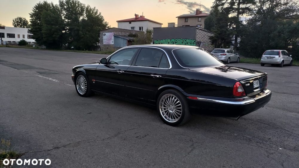 Jaguar XJR 4.2 - 19