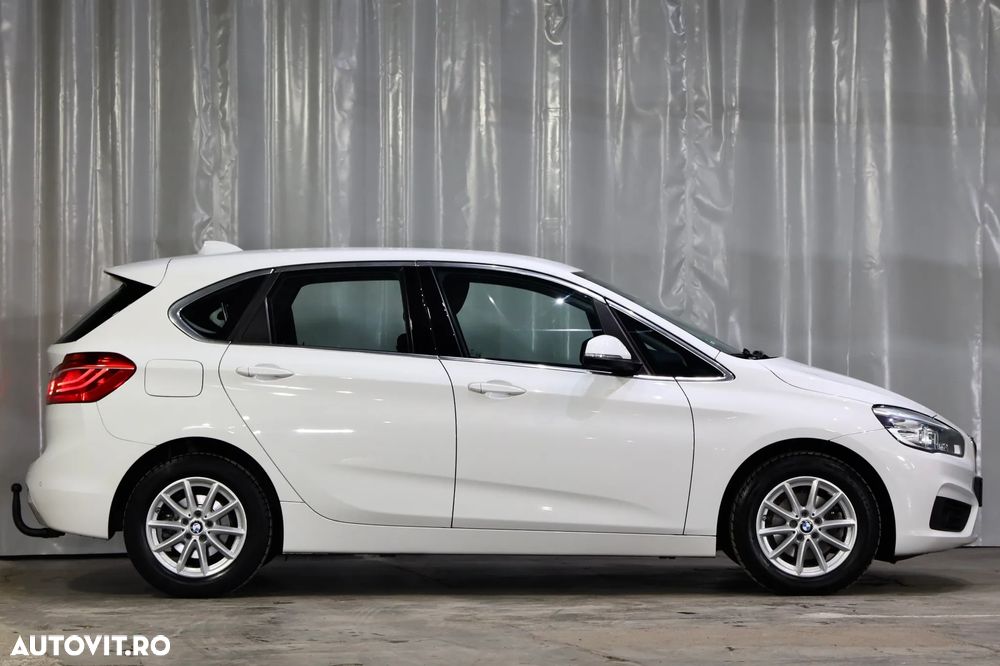 BMW Seria 2 218d Aut. - 39