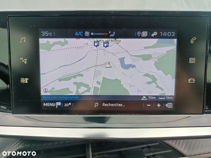 Peugeot 208 - 11