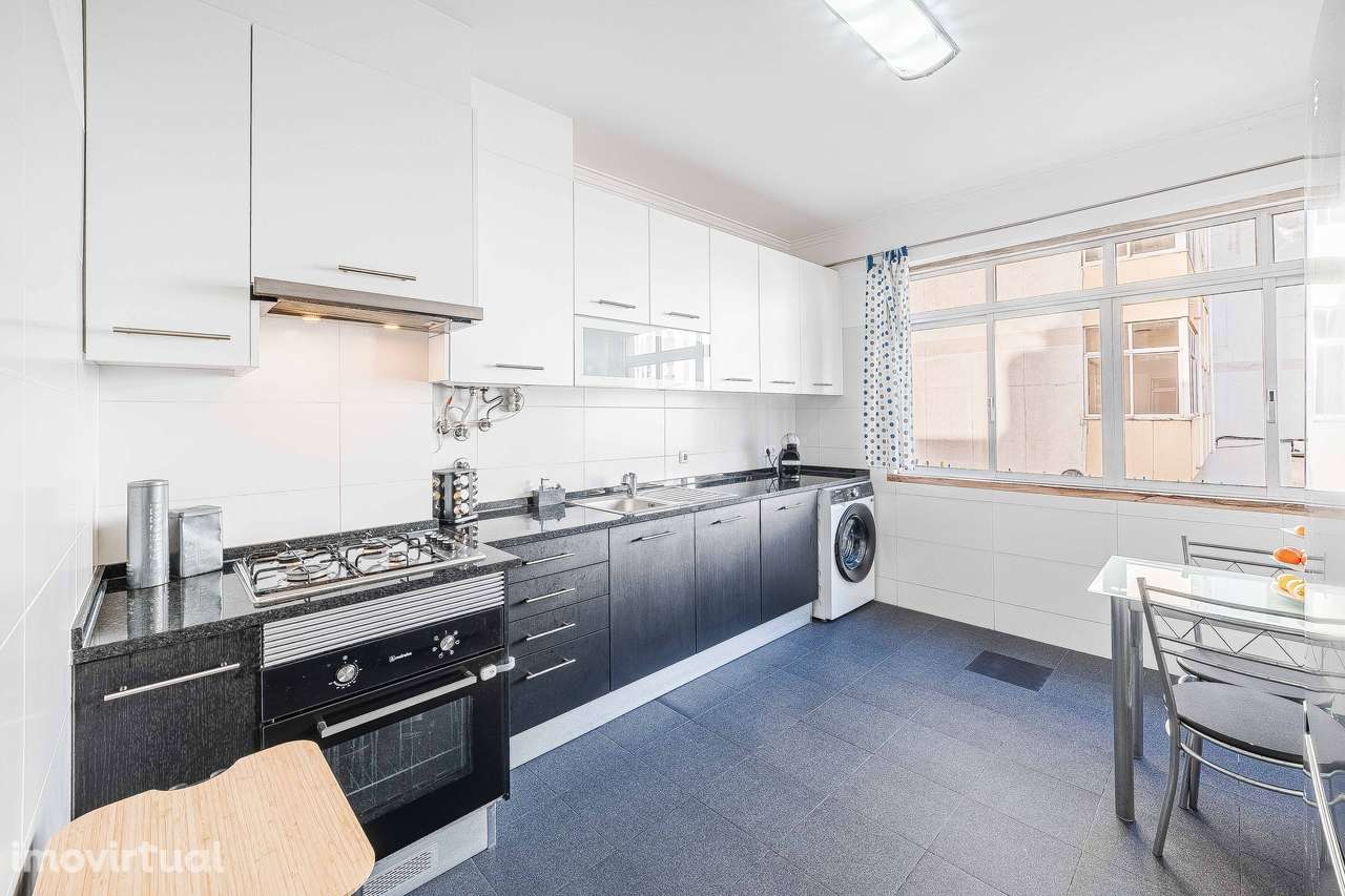 T2 totalmente remodelado no Cacém - Grande imagem: 4/41