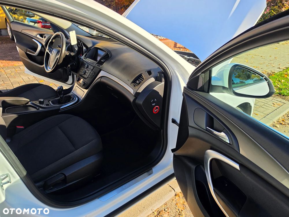 Opel Insignia - 21
